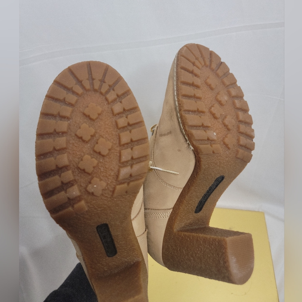 Timberland Women's Camdale Cream Heel Chunky Laceup Boots size 10 - Picture 6 of 8